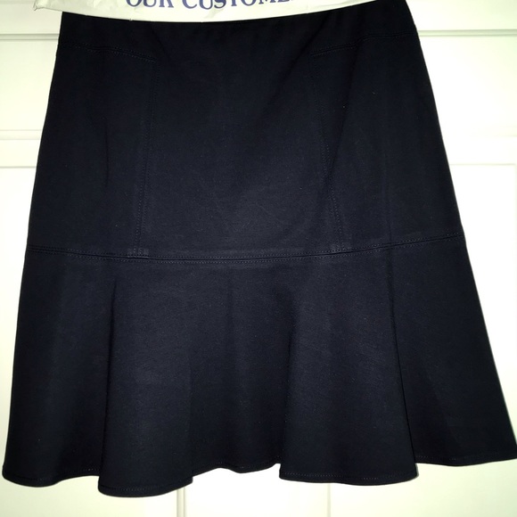 White House Black Market navy skirt size 4 - Picture 2 of 3